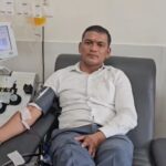 रक्तवीर राजेंद्र प्रेम सिंह बिष्ट ने बनाया रिकॉर्ड। 150 यूनिट रक्त दान कर बने प्रेरणा स्रोत। भविष्य में भी लगातार रक्तदान करने का दिखा रहे दम। 