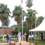 मुख्यमंत्री पुष्कर सिंह धामी ने 80वें स्वतंत्रता दिवस के अवसर पर मुख्यमंत्री आवास में किया ध्वजारोहण