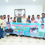 मुख्यमंत्री धामी ने पांच वर्षों की उपलब्धियों पर आधारित विशेष एल्बम गीत का किया विमोचन