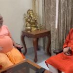 जगद्गुरु शंकराचार्य से मिले सांसद त्रिवेंद्र सिंह रावत, लिया आशीर्वाद