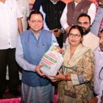 जनसमस्याओं का समयबद्ध समाधान सुनिश्चित करें अधिकारी, लोगों को बार-बार कार्यालयों के चक्कर न लगाने पड़ें : मुख्यमंत्री