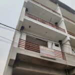 ऋषिकेश में छोटी छोटी गलियों और मुख्य मोहल्लों कुकुरमुत्तों की तरह बन रहे अवैध फ्लैट
